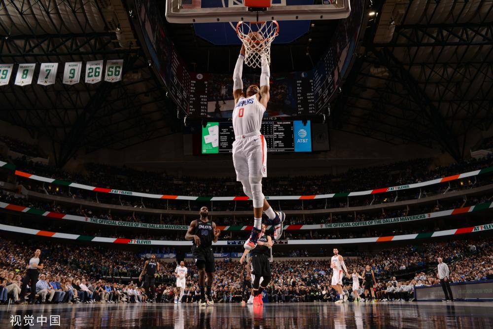 格莱姆斯在 格莱姆斯在